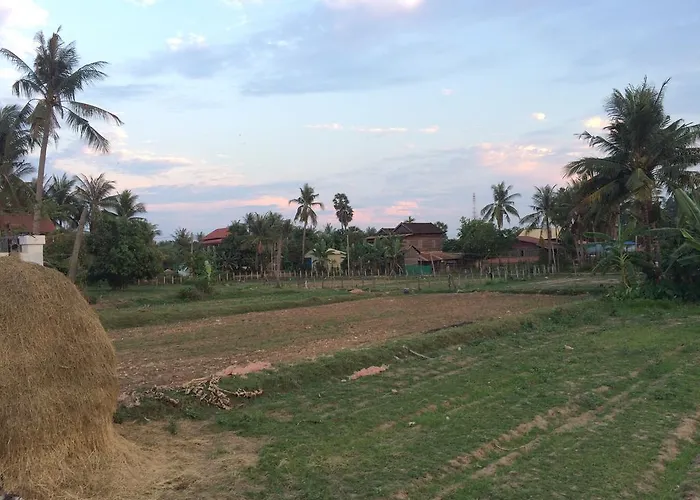 Beyond Angkor - Private Floor 2-bedroom & Living * Siem Reap
